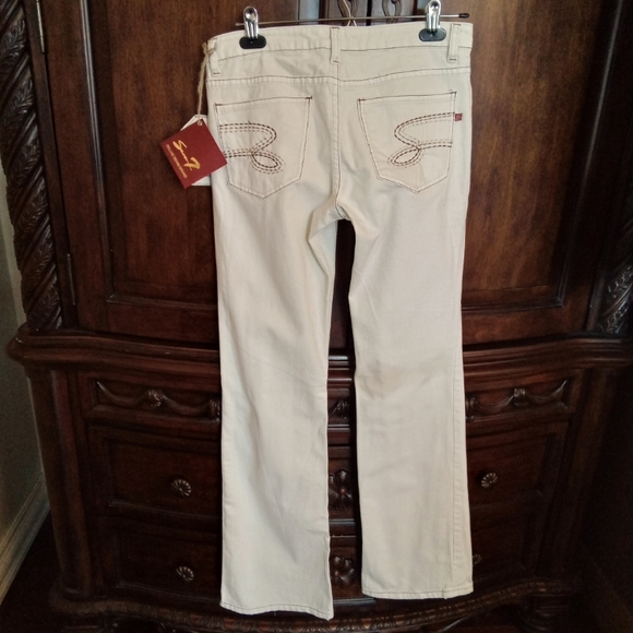 NWT! Seven 7 Premium Ivory Denim Jeans with Contrast Stitching - Picture 4 of 10